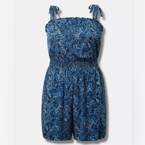 Torrid Stretch Challis Tie Strap Romper 2X, Color Lynnie Jaco Medieval Blue NWT